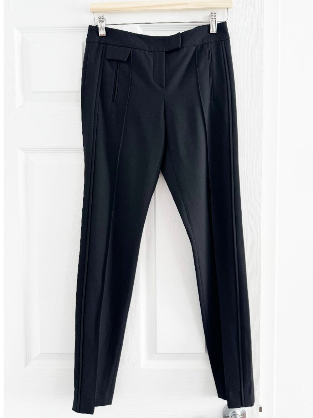 Emporio Armani Cigarette Pants in Black, size 36IT (fits like US size 0/2)